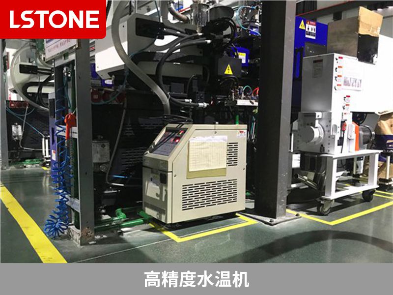 高精度水溫機(jī)2