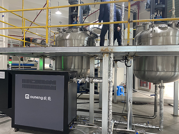 反應(yīng)釜水溫機 (3)