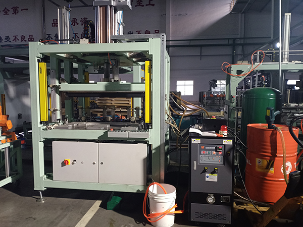 雙貼熱壓機(jī)模溫機(jī)