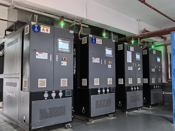 制藥高精度模溫機(jī)