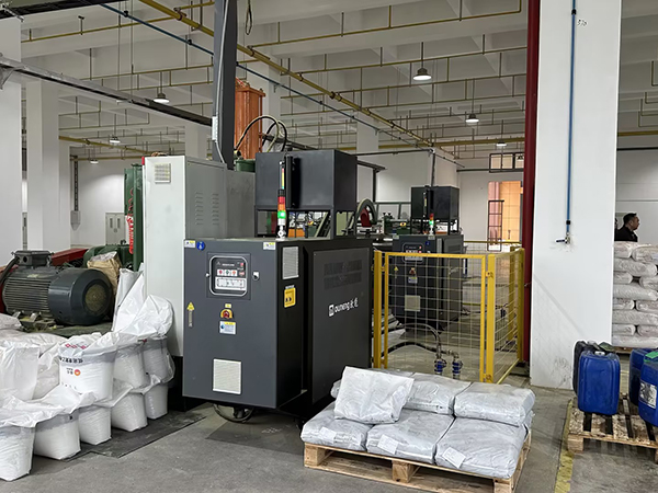 平板控溫油溫機(jī)